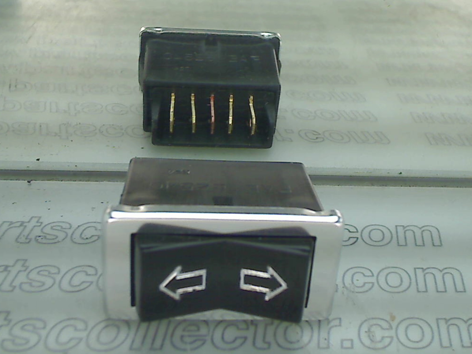 MASERATI 67105 Electrical system code 8590 compatible with: MASERATI BORA AM117, MASERATI GHIBLI AM115, MASERATI KHAMSIN AM120, MASERATI MERAK AM122, MASERATI MEXICO AM112
